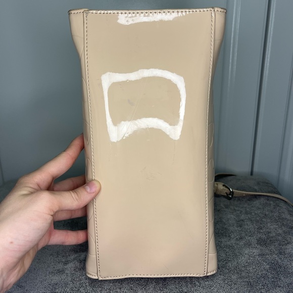 Betsey Johnson Purse Heart Debossed Multi-Compartment Crossbody Sand Beige Purse - Picture 11 of 11